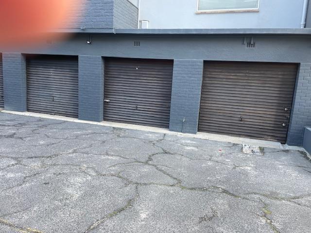 To Let 3 Bedroom Property for Rent in Sea Point Western Cape